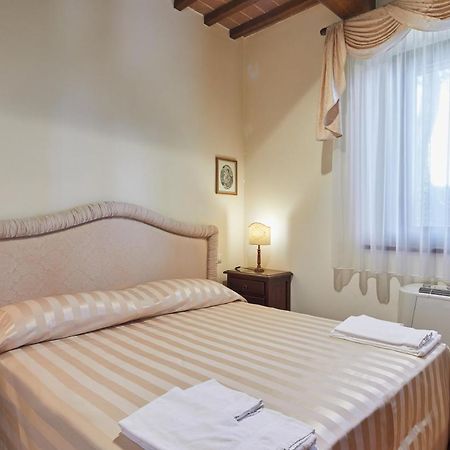 Вилла Relais La Cerreta Кастильоне-дель-Лаго Экстерьер фото