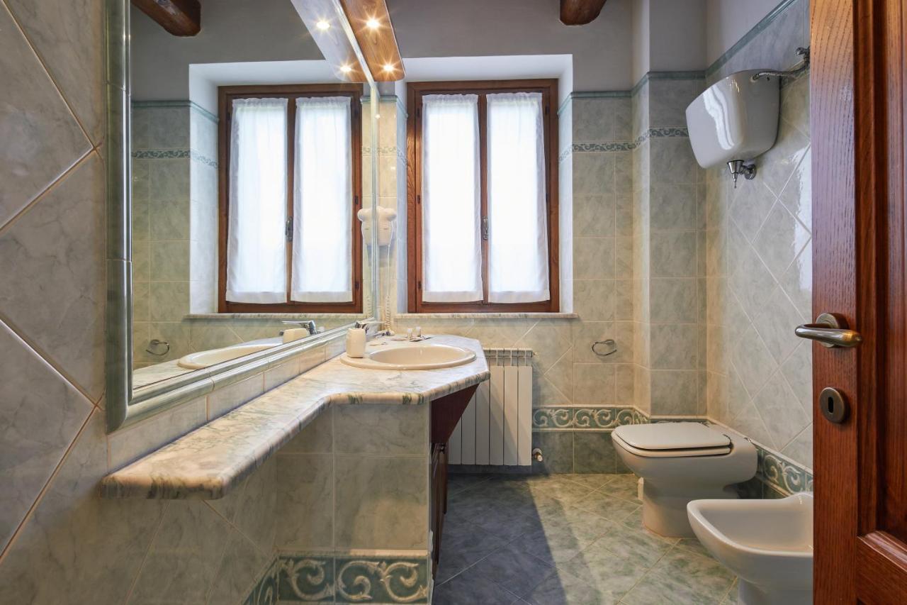 Вилла Relais La Cerreta Кастильоне-дель-Лаго Экстерьер фото